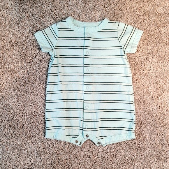 Like New! Carter's Baby Romper- Size 3-6 month - Picture 1 of 3